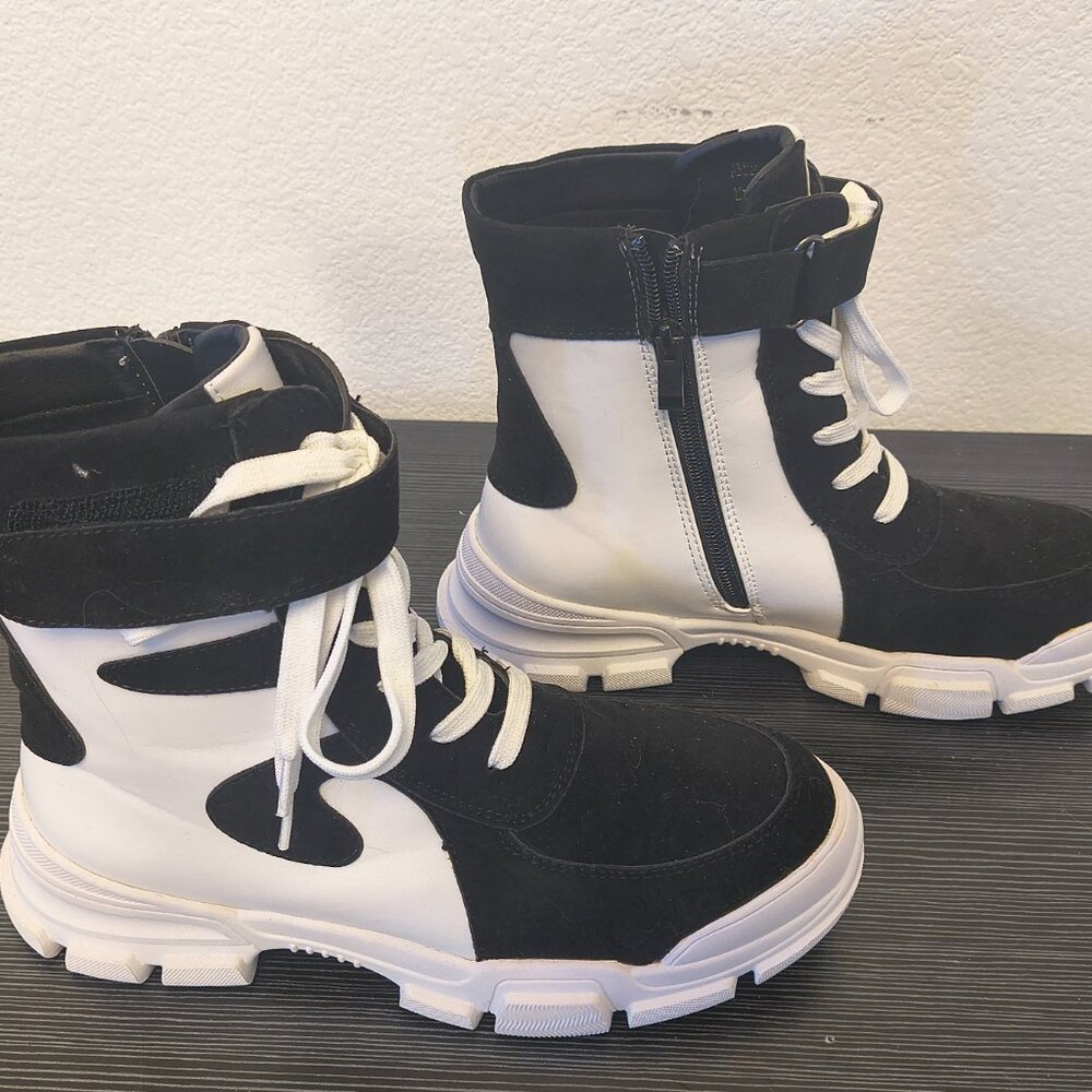 Funky Chunky GLAZE Womens Size 7 Combat Boots